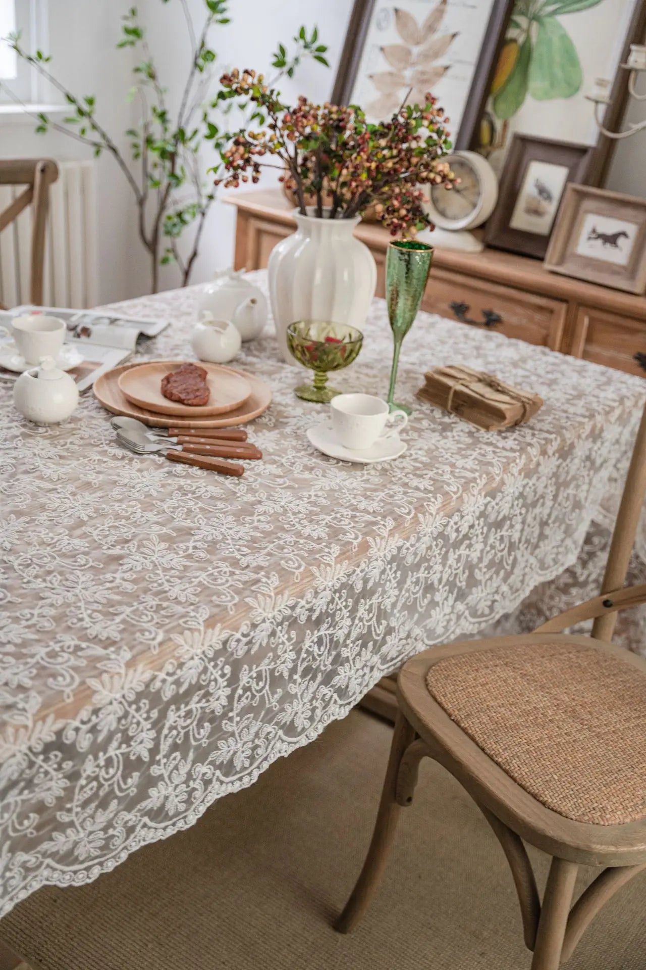 Exquisite Vintage Lace Tablecloth