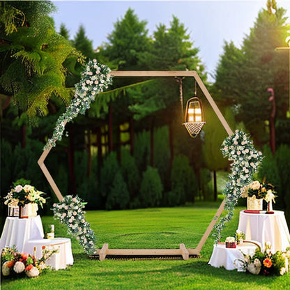 Arco de boda de madera hexagonal (245 x 210 cm) - Base incluida